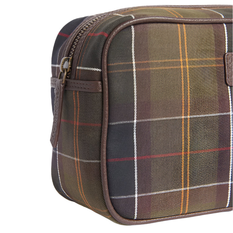 Barbour Tartan and Leather Washbag - Classic Tartan