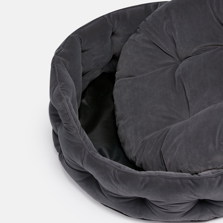 Joules Chesterfield Pet Bed - Grey