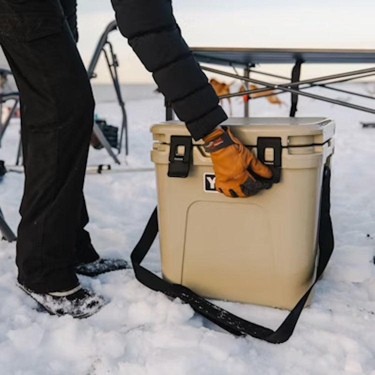 Yeti Roadie 24 Hard Cool Box - Tan