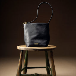 Barbour Ladies Cedar Leather Bucket Bag - Black