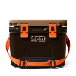 Yeti Roadie 15 Hard Cool Box - Wetlands Camo